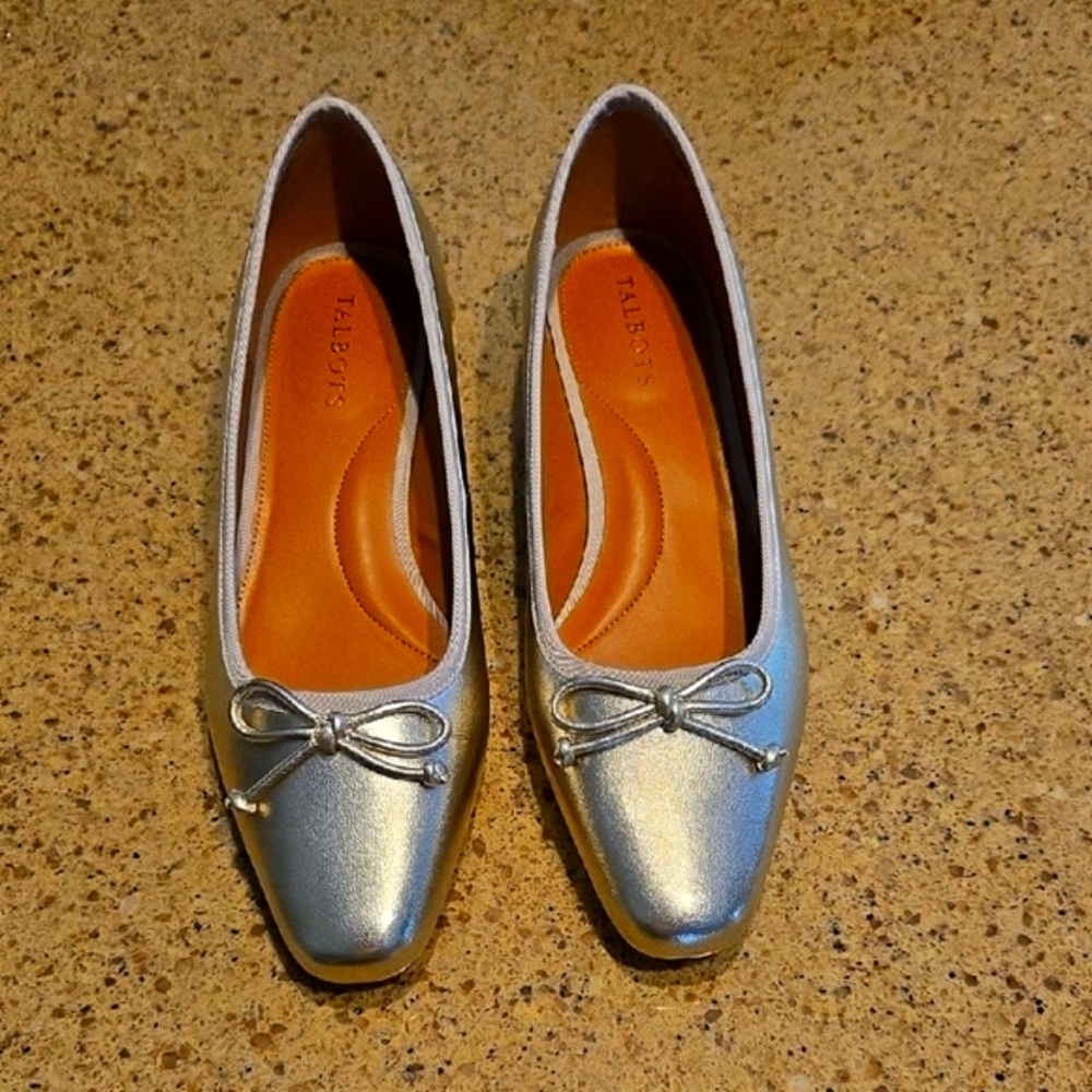 Talbots New Gold Ballet Flats with Bow
